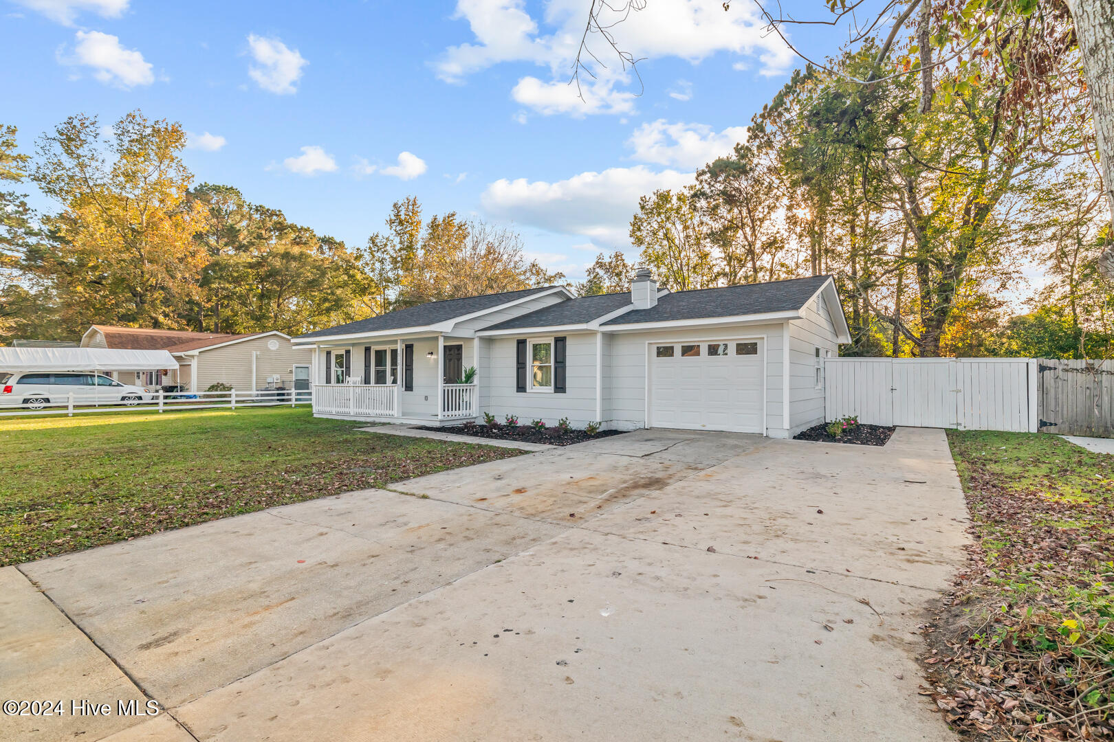 313 Luann Road Jacksonville, NC 28540 - Photo 4 of 47 4