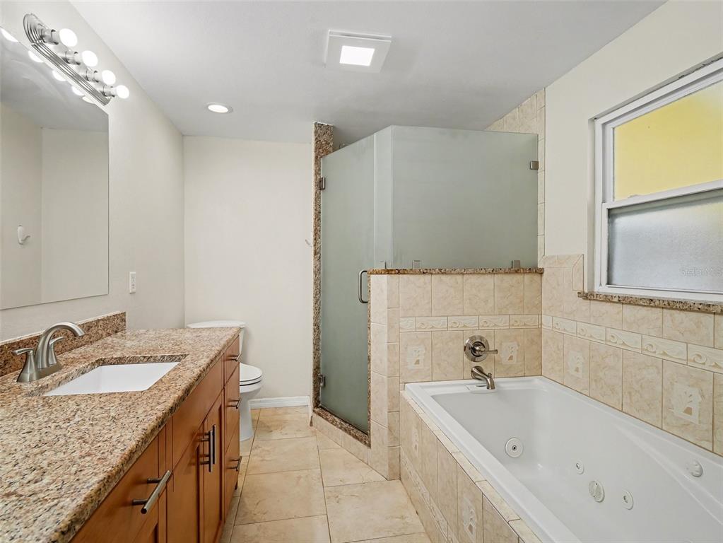 704 South Lockwood Ridge Road Sarasota, FL 34237 - Photo 25 of 55 Gallery Image 25