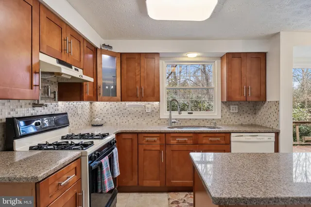 $599,000 | 109 Woodthrush Trail East, Medford, NJ 08055