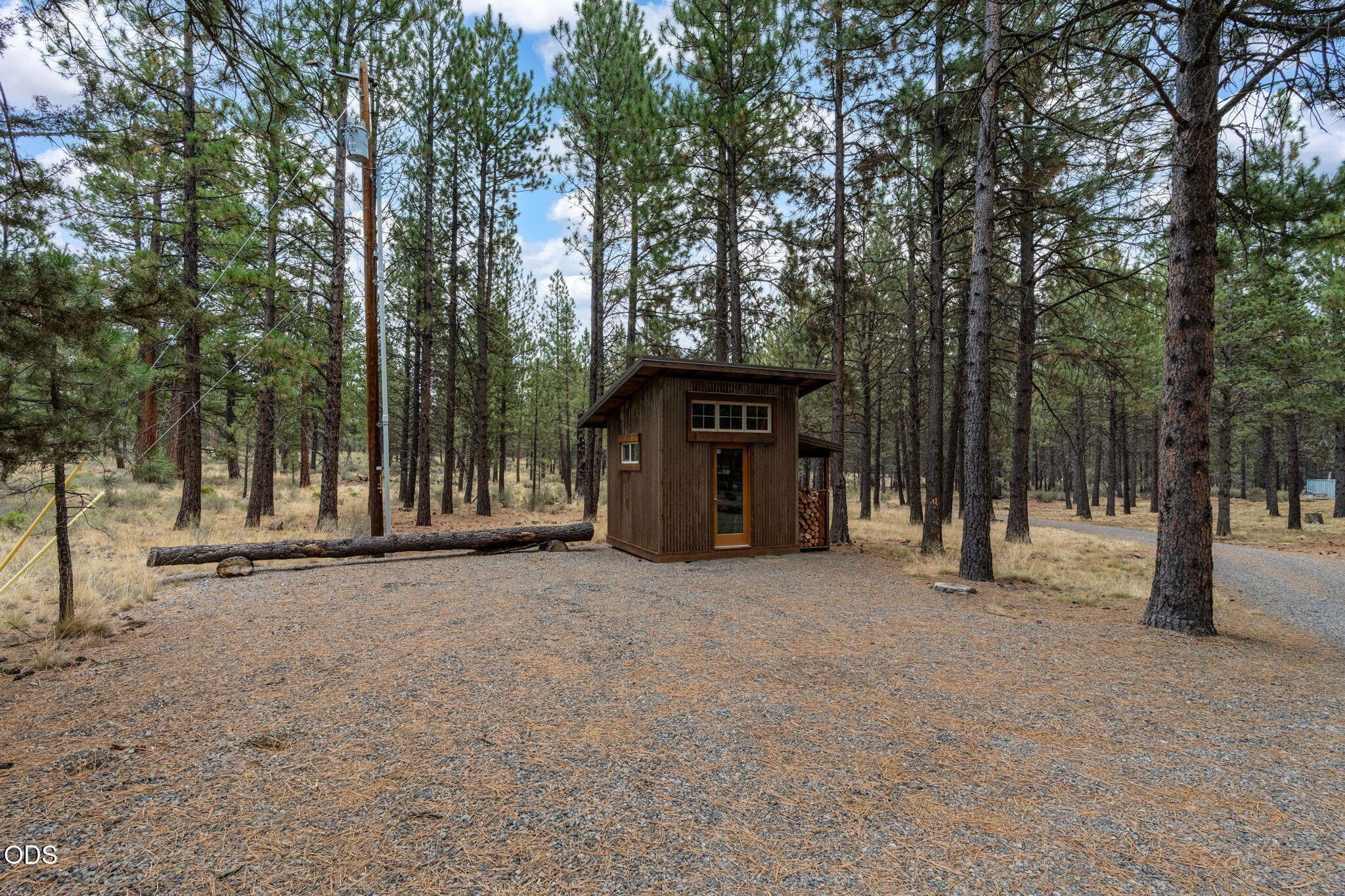14857 Wildwing Road Sisters, OR 97759 - Photo 21 of 42 Gallery Image 21