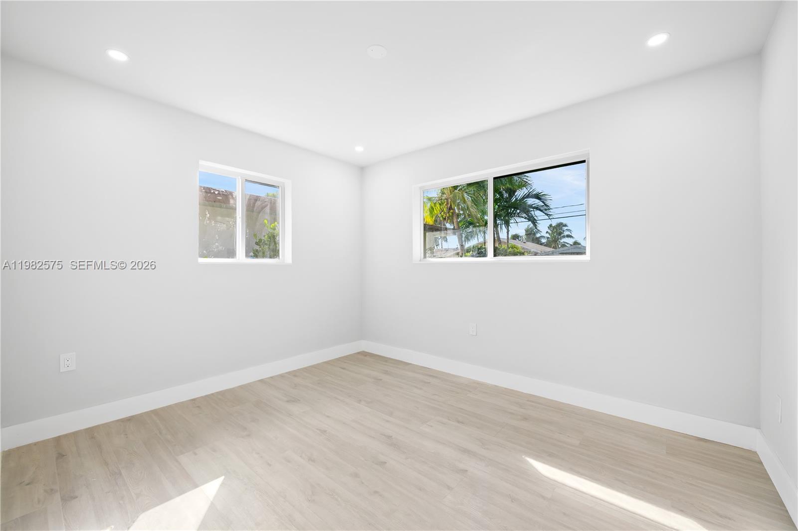 8560 Southwest 126th Terrace Miami, FL 33156 - Photo 12 of 24