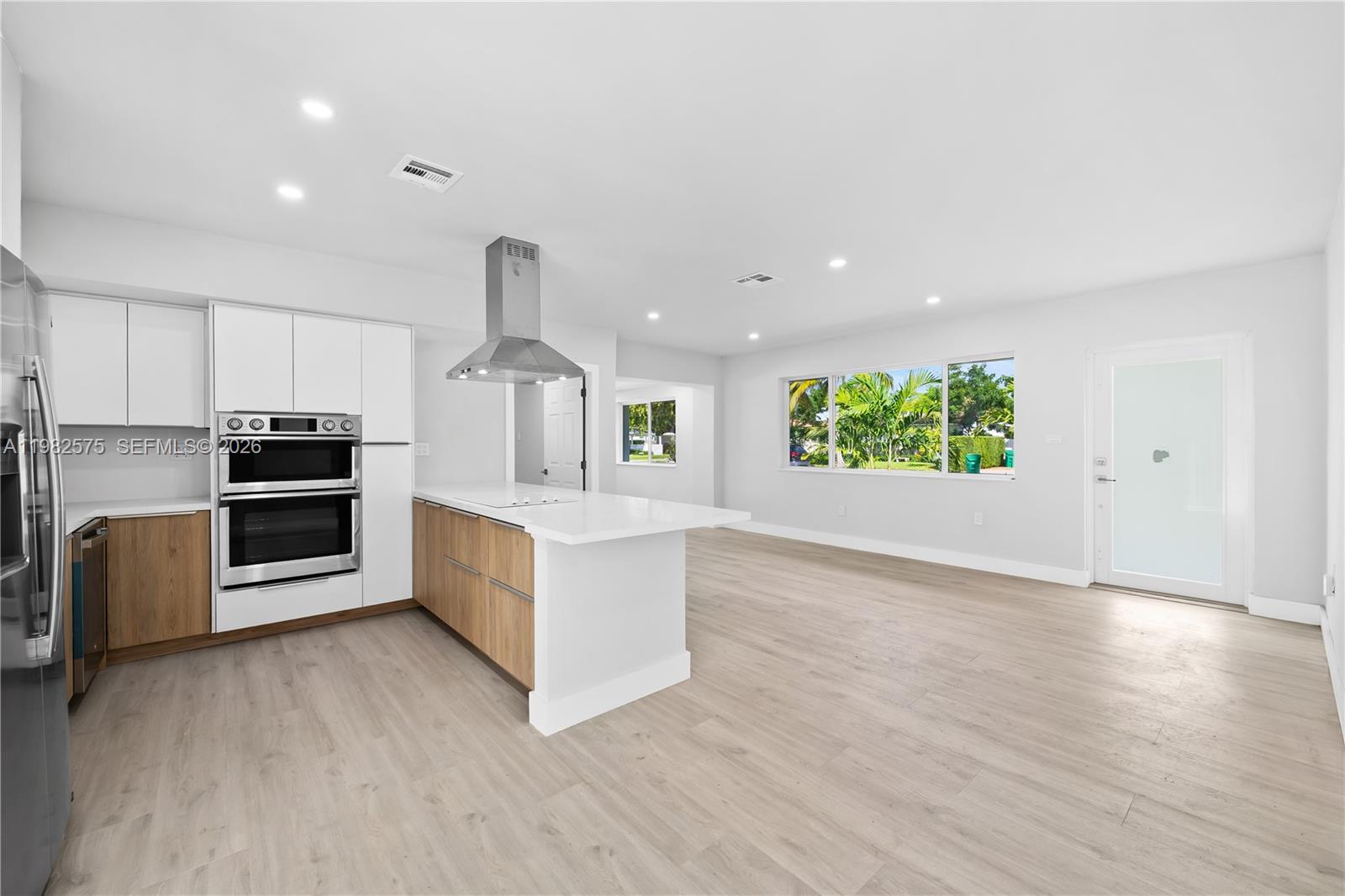 8560 Southwest 126th Terrace Miami, FL 33156 - Photo 2 of 24