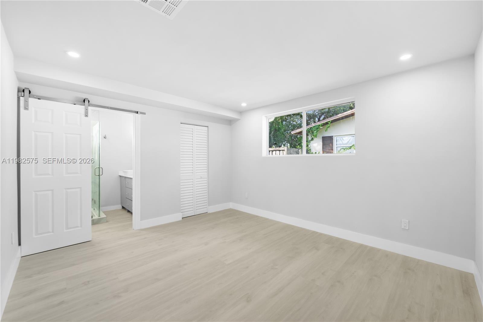 8560 Southwest 126th Terrace Miami, FL 33156 - Photo 5 of 24
