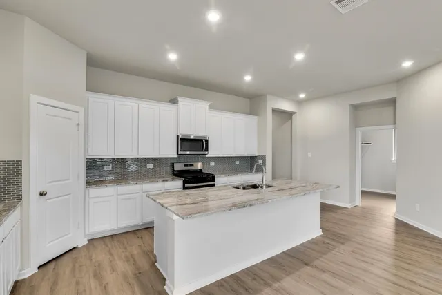 $353,990 | 173 Angelina Trail, Dayton, TX 77535