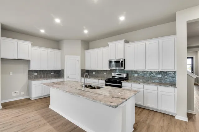 $353,990 | 173 Angelina Trail, Dayton, TX 77535