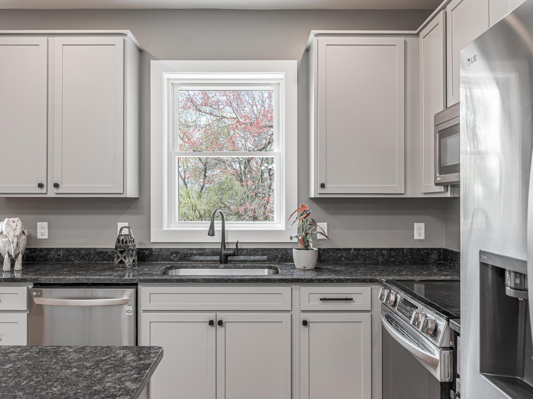 17 Mountain Road Arden, NC 28704 - Photo 14 of 48 Gallery Image 14