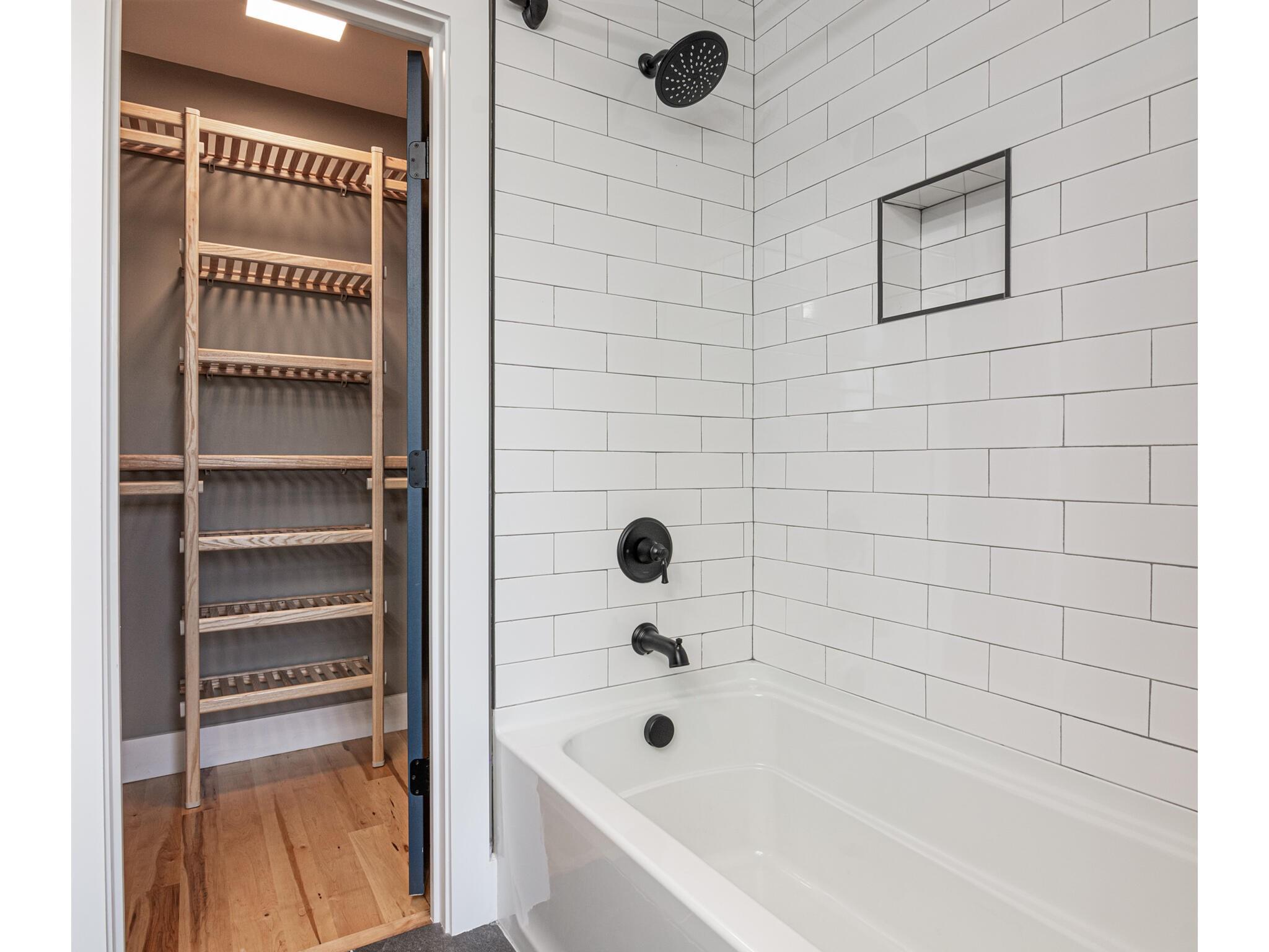 17 Mountain Road Arden, NC 28704 - Photo 28 of 48 Gallery Image 28