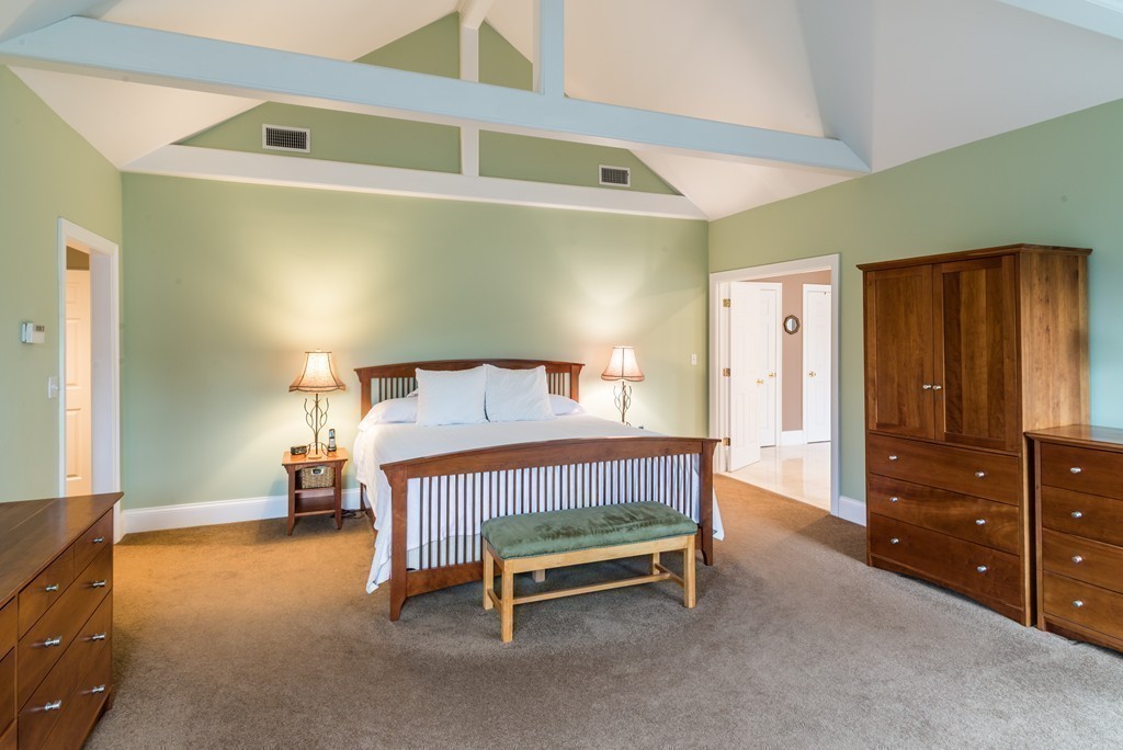 2 Hastings Road Weston, MA 02493 - Photo 15 of 26