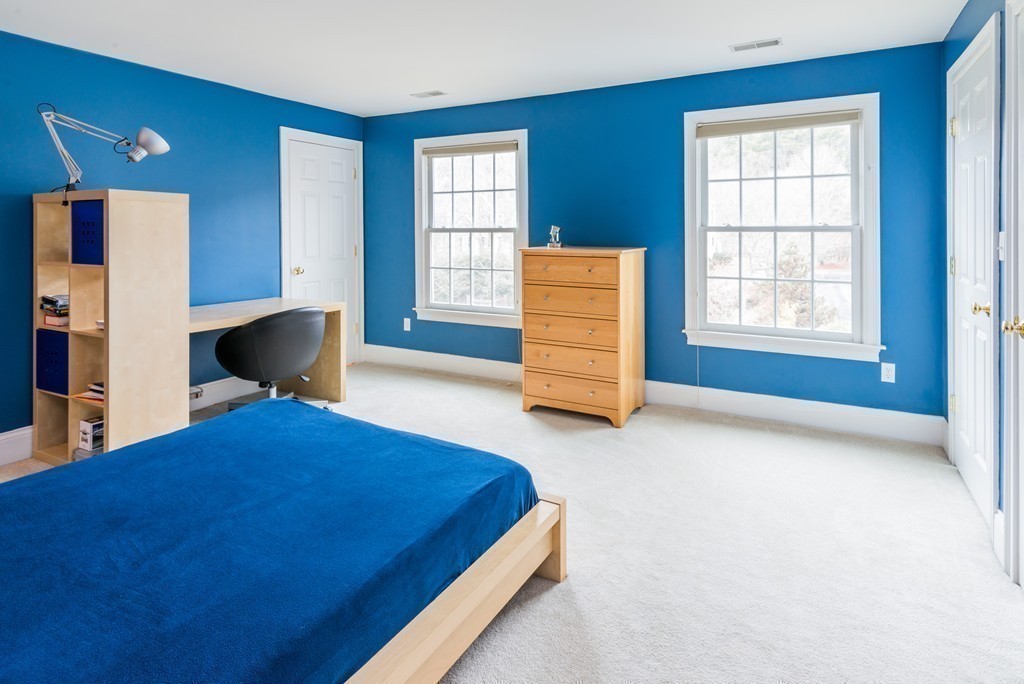 2 Hastings Road Weston, MA 02493 - Photo 18 of 26