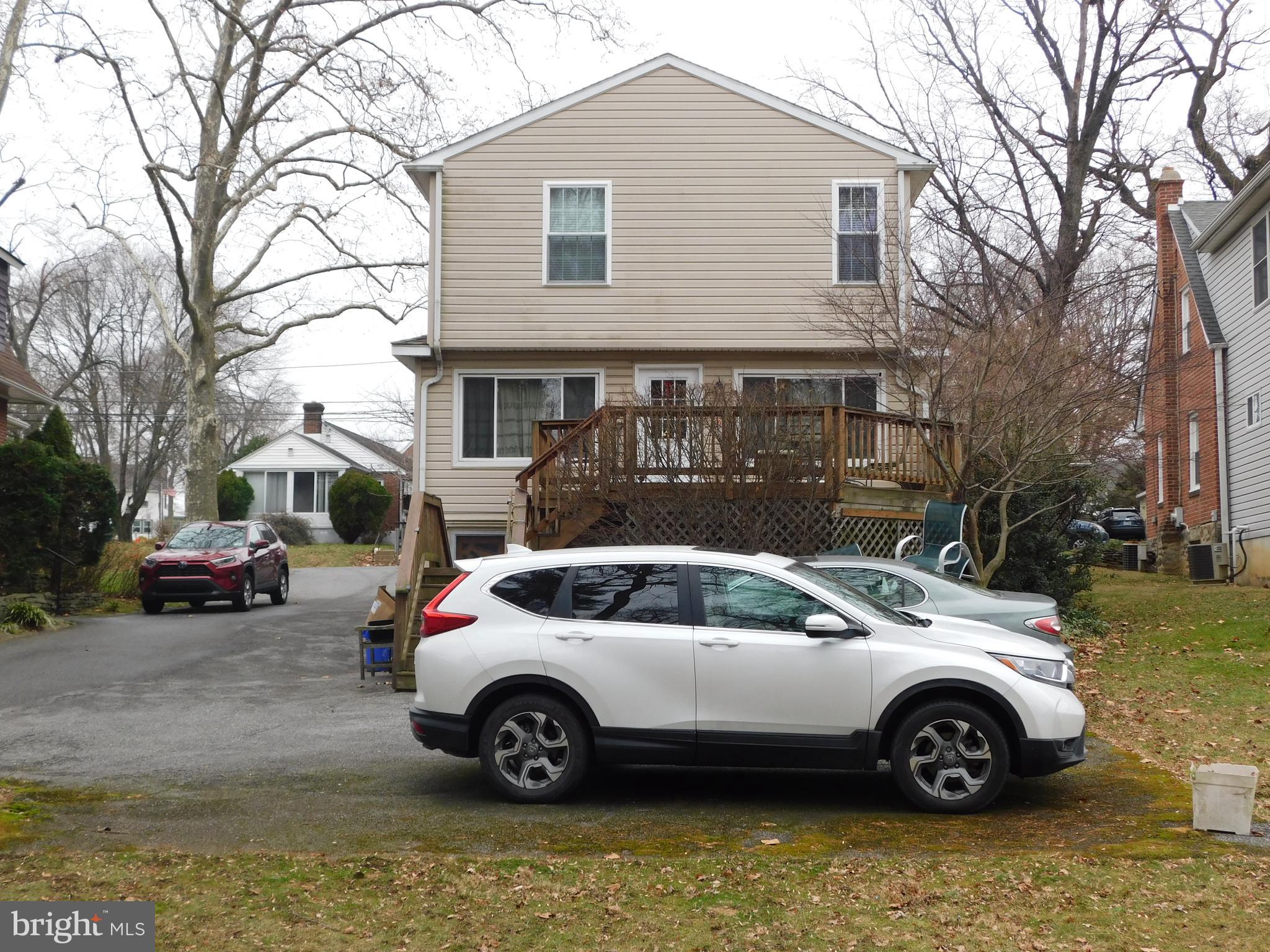 236 West Ridley Avenue Ridley Park, PA 19078 - Photo 4 of 28