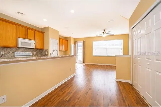 $2,400 | 9615 Fenrose Terrace, Orlando, FL 32827