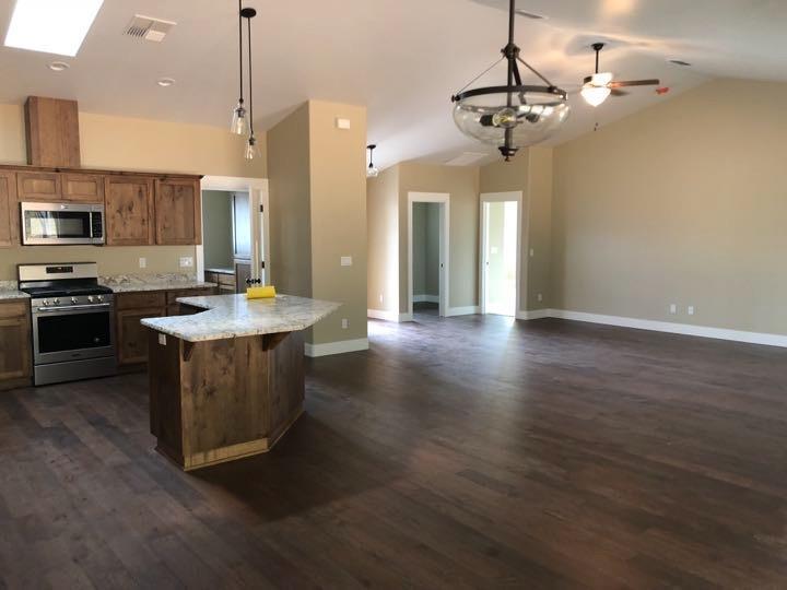 182 Rockinghorse Drive Grants Pass, OR 97527 - Photo 8 of 19 Additional Photo