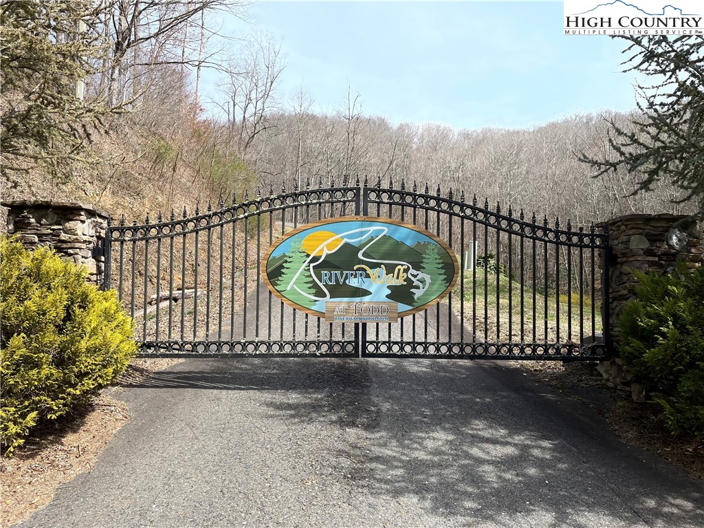 Tbd Lot #21 R Tbd Ridge Todd, NC 28684 - Photo 12 of 15