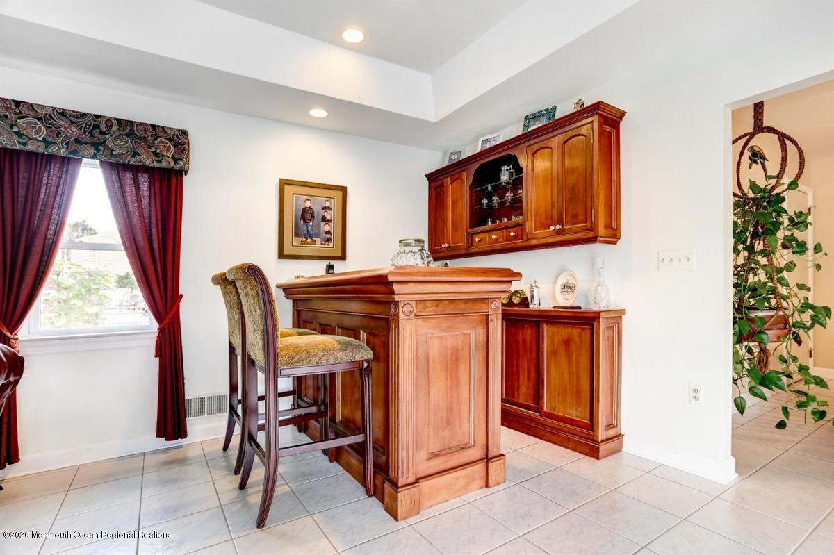 40 Hedgewood Road Howell, NJ 07731 - Photo 15 of 39 a workspace with furniture and window