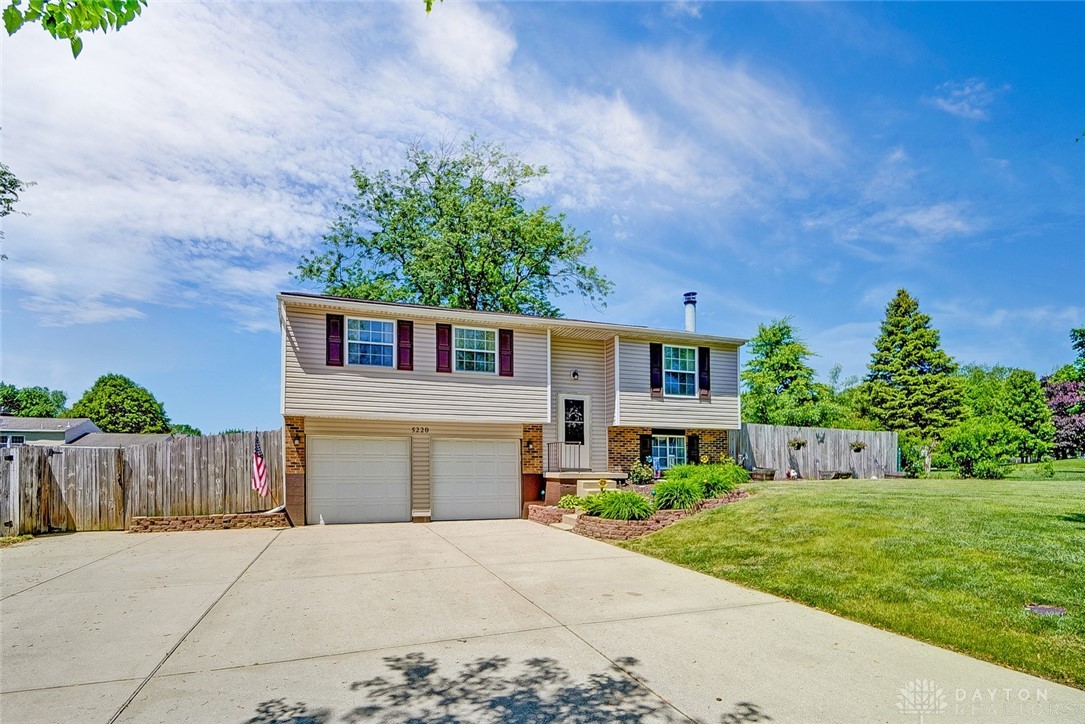 5220 Gander Road West Dayton, OH 45424 - Photo 3 of 41