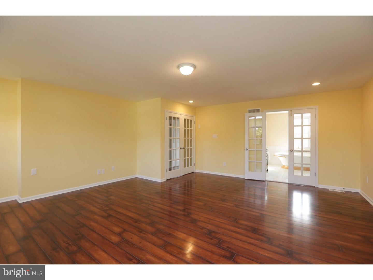 31 Jericho Road Holland, PA 18966 - Photo 15 of 25 Bedroom - Main