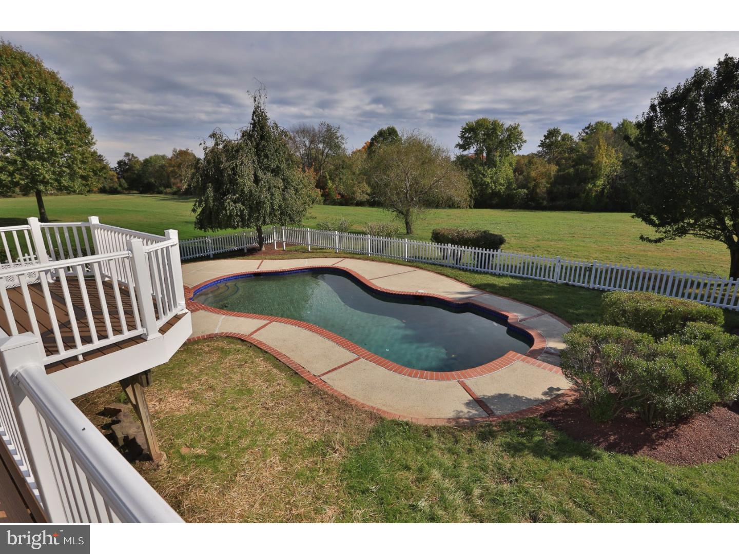 31 Jericho Road Holland, PA 18966 - Photo 24 of 25 Pool