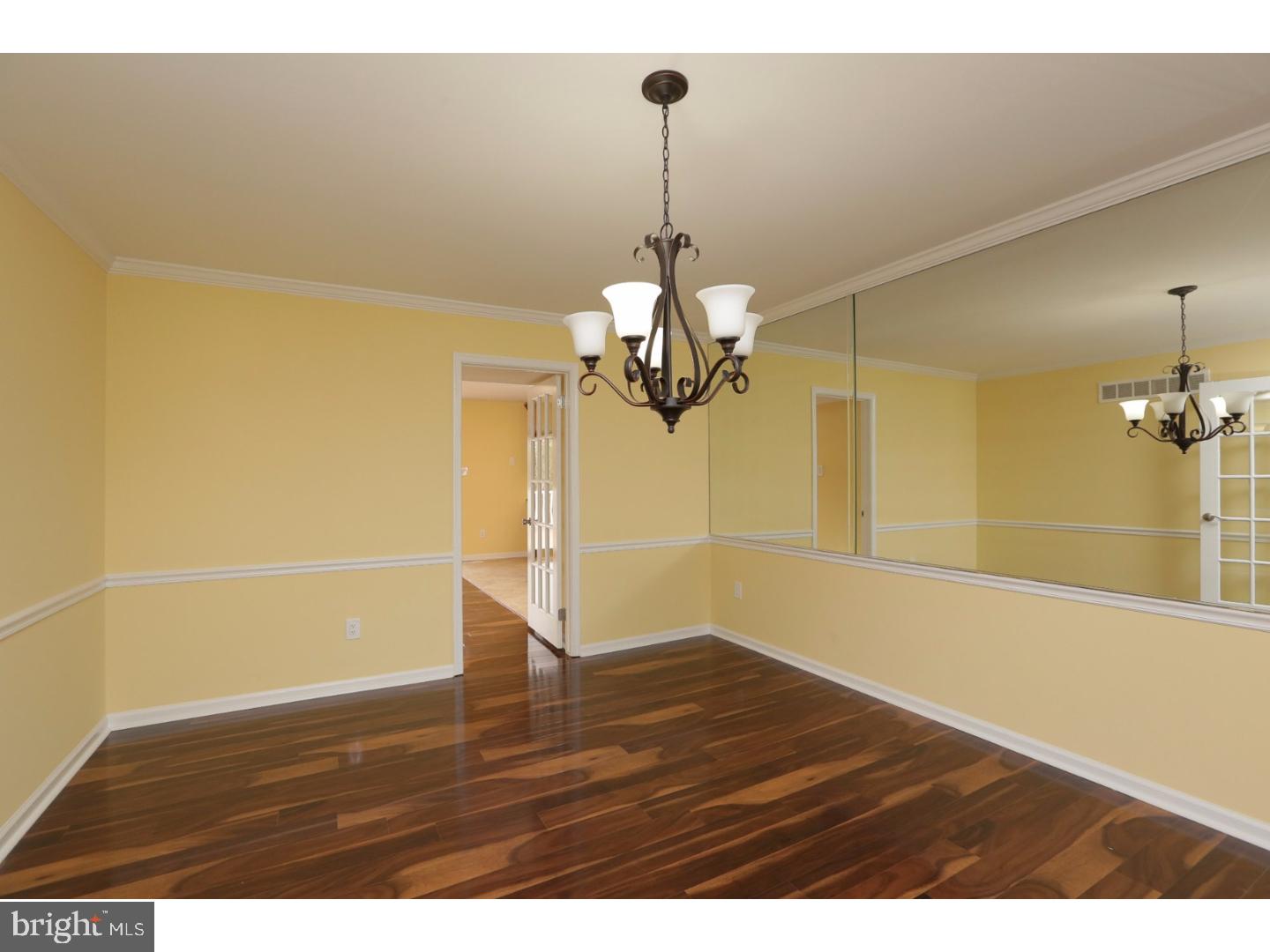31 Jericho Road Holland, PA 18966 - Photo 10 of 25 Dining Room
