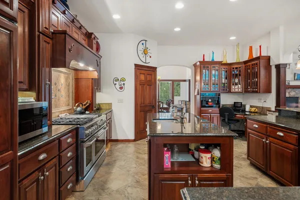 $1,249,500 | 21615 North Green Pine Lane, Colbert, WA 99005