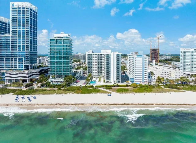 $4,500 | 6917 Collins Avenue, Unit 720, Miami Beach, FL 33141