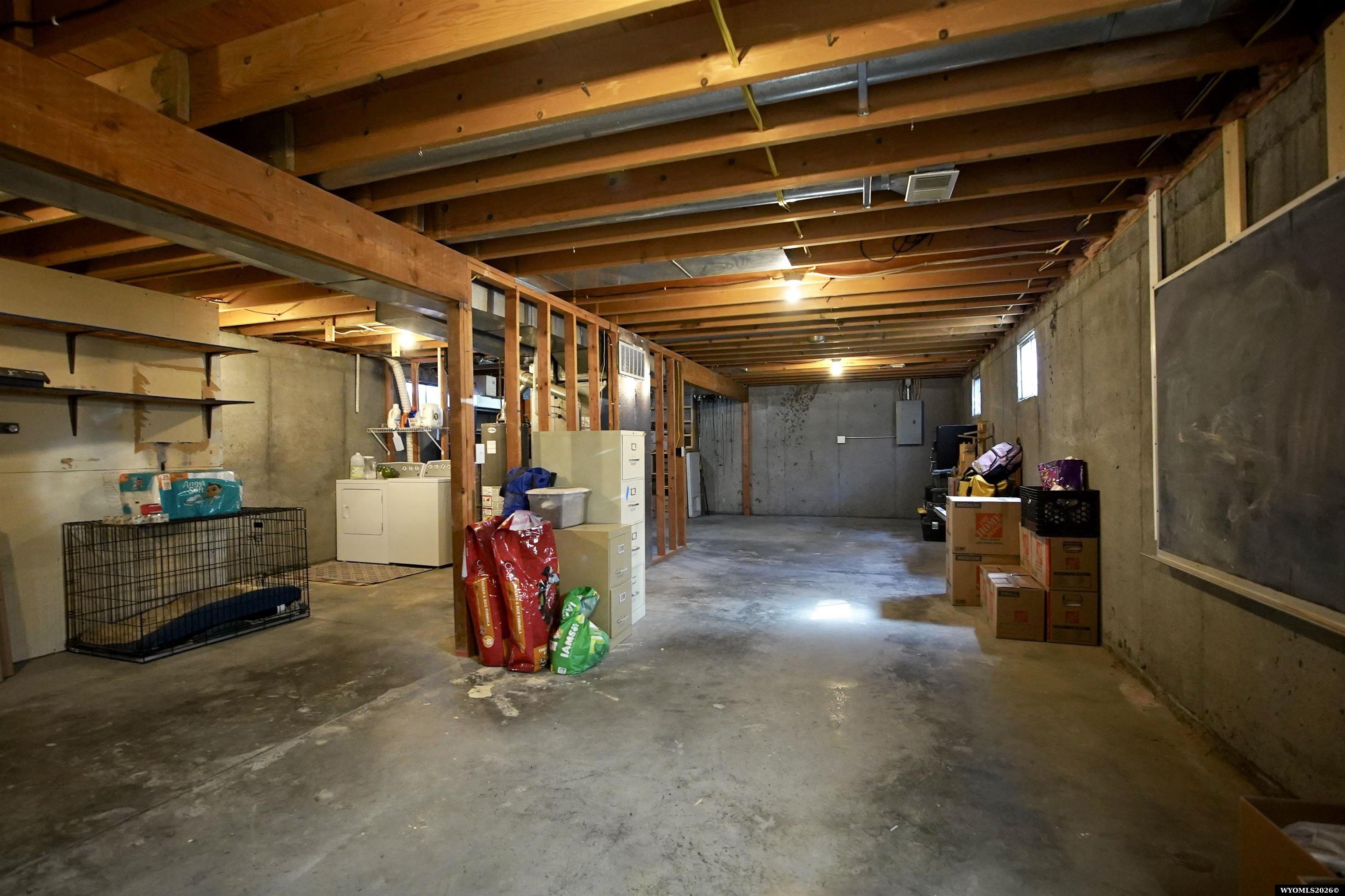 6674 Sharrock Road Casper, WY 82604 - Photo 28 of 39 Gallery Image 28