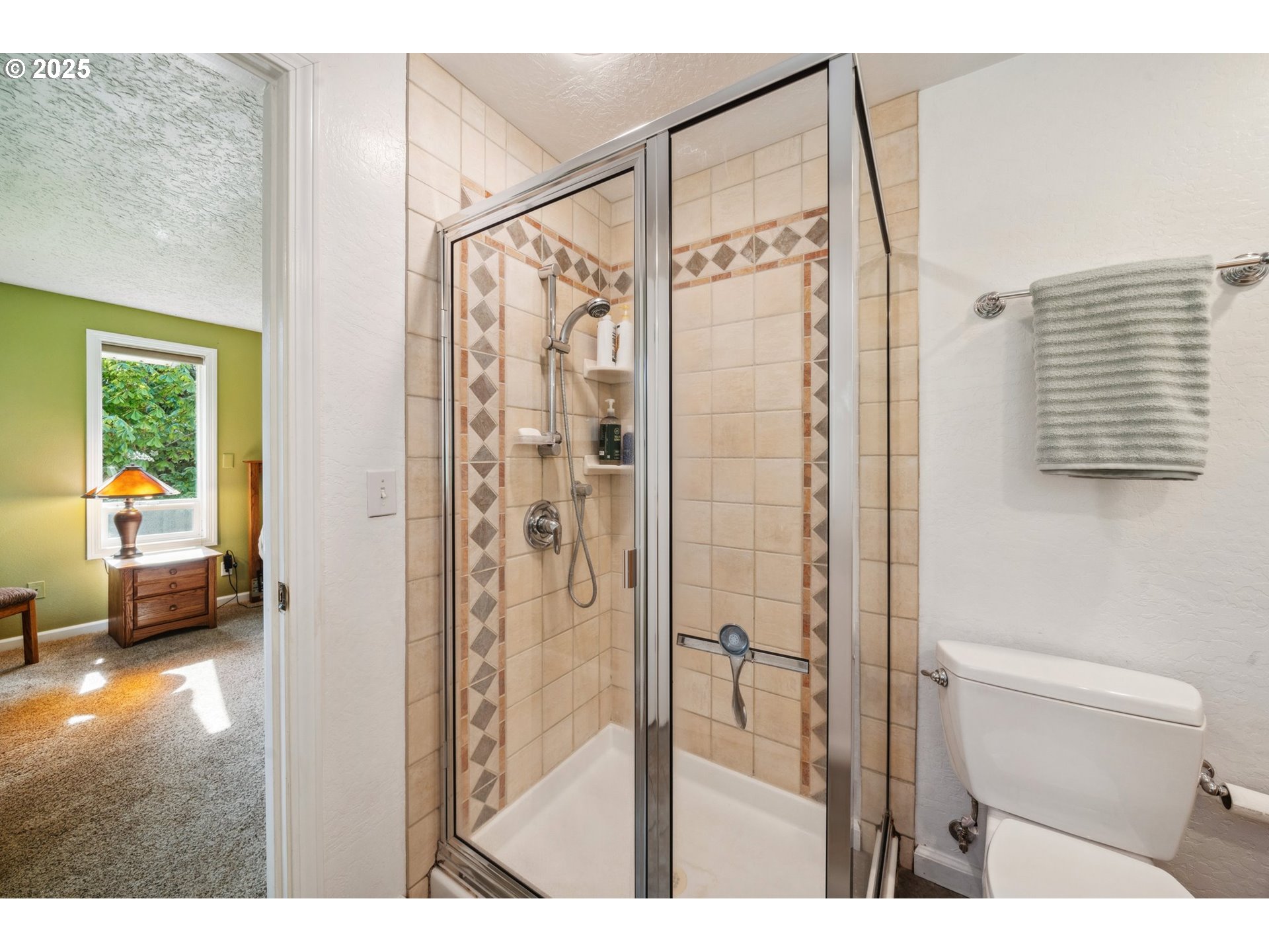3802 Northeast Matney Road Camas, WA 98607 - Photo 11 of 47 Gallery Image 11