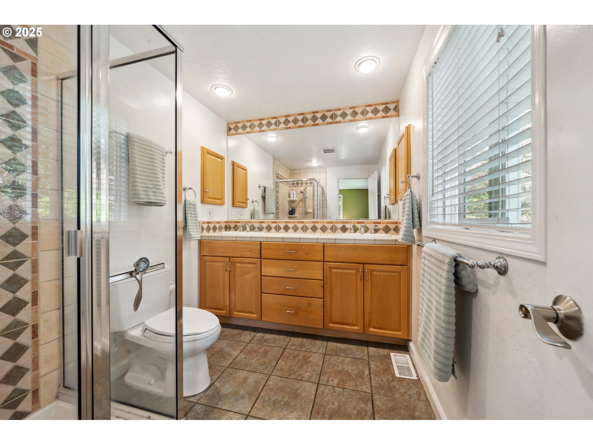 3802 Northeast Matney Road Camas, WA 98607 - Photo 17 of 47 Gallery Image 17