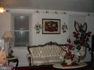 1061 Trent Road Camden, NJ 08104 - Photo 3 of 6