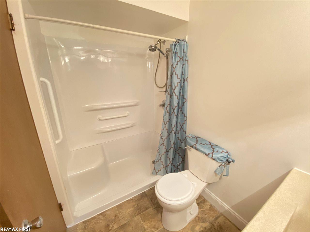 45950 Edgewater Street Chesterfield, MI 48047 - Photo 20 of 44