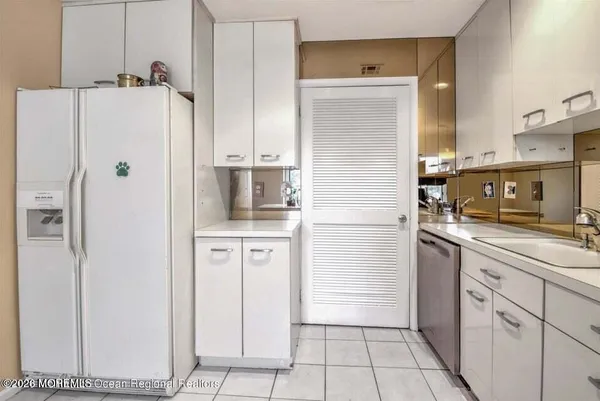 $570,000 | 123 Tangerine Drive, Marlboro, NJ 07746