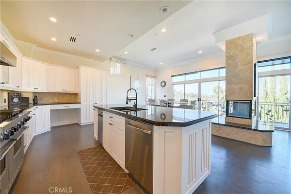 $20,000 | 3952 Oakfield Drive, Sherman Oaks, CA 91423