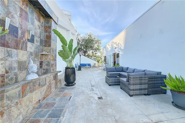 $20,000 | 3952 Oakfield Drive, Sherman Oaks, CA 91423