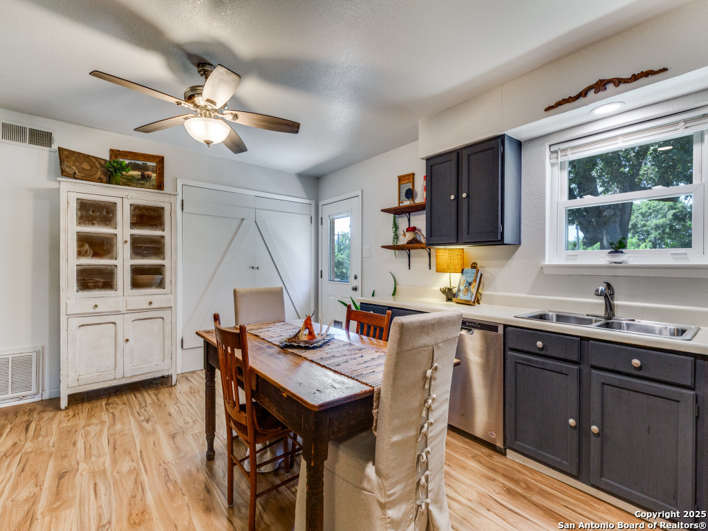 710 Fifth Street Comfort, TX 78013 - Photo 13 of 34