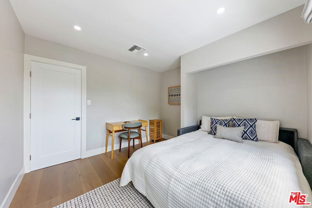 2904 Highridge Road La Crescenta, CA 91214 - Photo 14 of 30