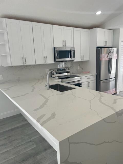 4632 Lakeside Circle West Palm Beach, FL 33417 - Photo 5 of 11 KITCHEN