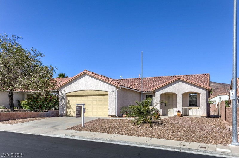 1017 Amber Gate Street Henderson, NV 89002 - Photo 2 of 32