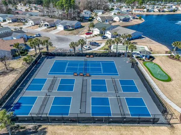 $269,000 | 352 Walden Lake Road, Conway, SC 29526