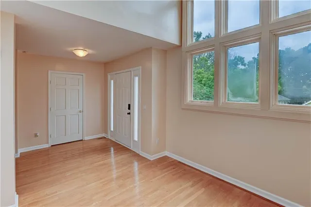 $549,999 | 4738 Holly Street, Kansas City, MO 64112