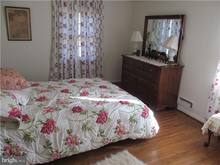 106 Pearl Croft Road Cherry Hill, NJ 08034 - Photo 15 of 20