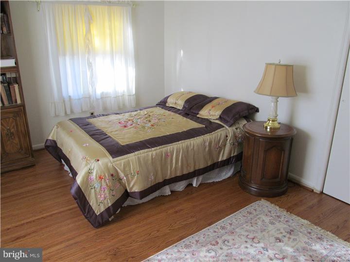 106 Pearl Croft Road Cherry Hill, NJ 08034 - Photo 18 of 20