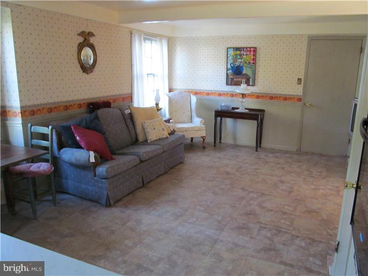 106 Pearl Croft Road Cherry Hill, NJ 08034 - Photo 7 of 20