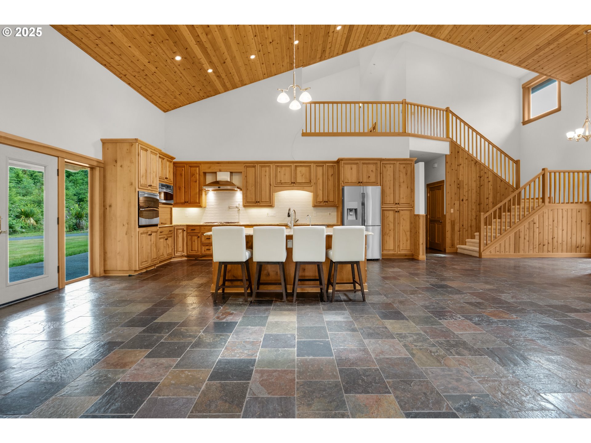 37769 Sunset Highway Seaside, OR 97138 - Photo 11 of 48