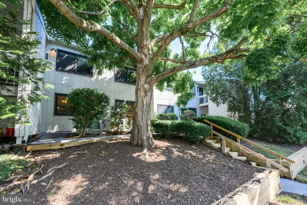 $245,000 | 246 Summit House, Unit 246, West Chester, PA 19382
