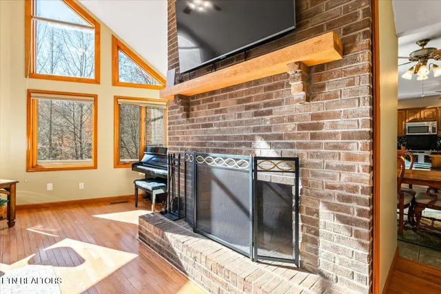 $1,114,900 | 128 Fox Lane, La Follette, TN 37766