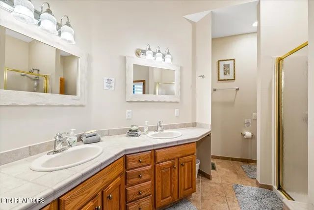 $1,114,900 | 128 Fox Lane, La Follette, TN 37766