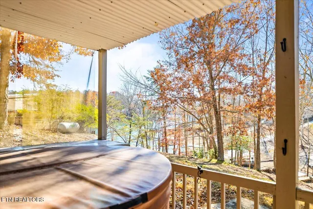 $1,114,900 | 128 Fox Lane, La Follette, TN 37766