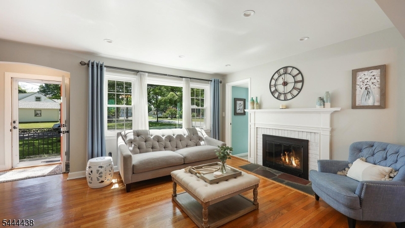 2263 Hill Road Scotch Plains, NJ 07076 - Photo 8 of 50