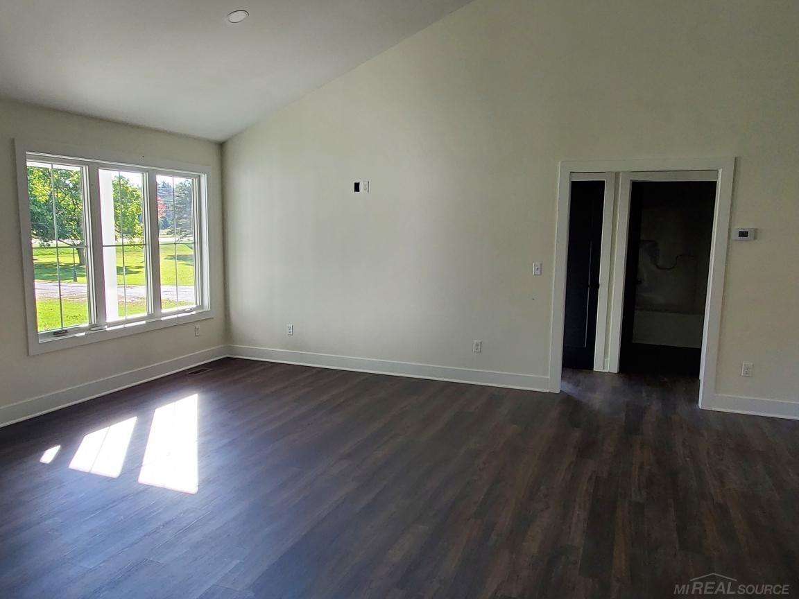 6274 Lakeshore Road Lexington, MI 48450 - Photo 9 of 12 50159421-2e4d0fd7-46e7-4b4c-b7d3-44336bce8cd2.JPG