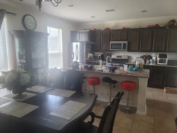 $2,350 | 19715 Lakeside Pointe Court, Richmond, TX 77407