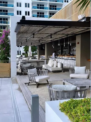 $698,800 | 2301 Collins Avenue, Unit 429, Miami Beach, FL 33139